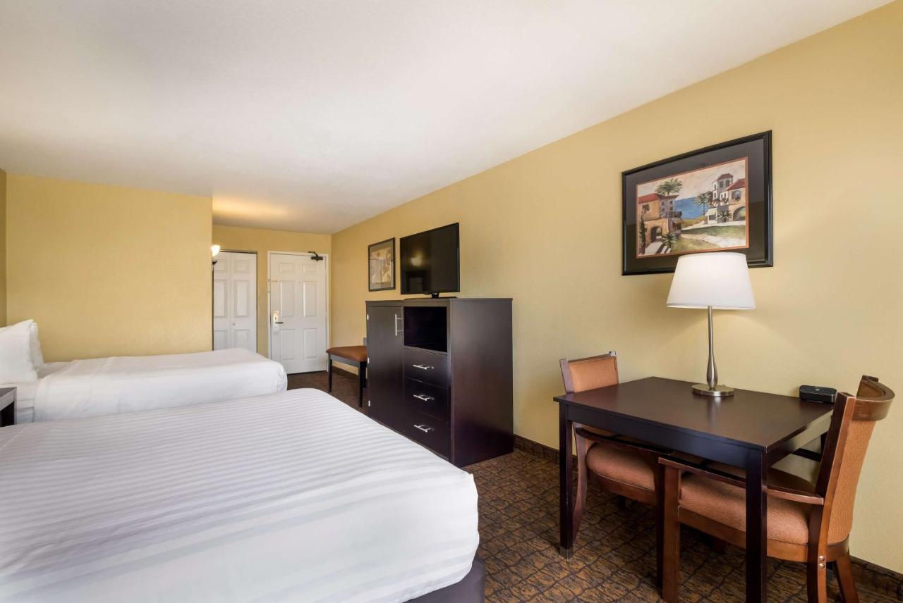 Western Hotel 3*