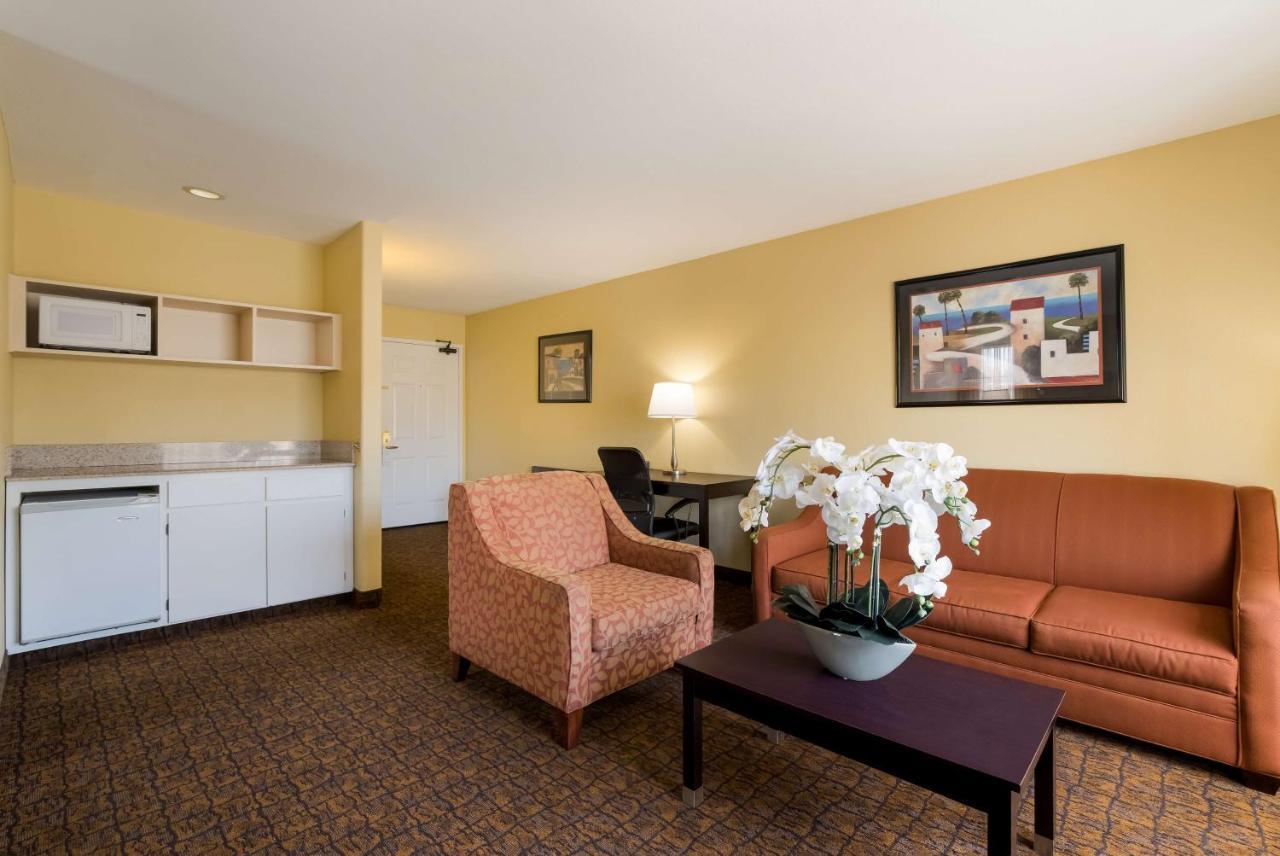 Western Hotel 3*